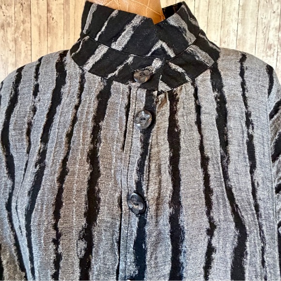 Dress To Kill Black Gray Striped Button-Front Standing Collar Tunic Blouse OS - Picture 2 of 8